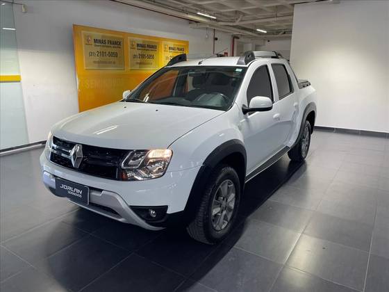 RENAULT DUSTER OROCH 2.0 16V HI-FLEX DYNAMIQUE AUTOMÁTICO